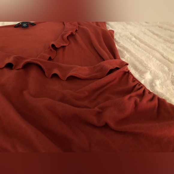 Banana Republic Ruffled Ruched Top - Picture 2 of 6